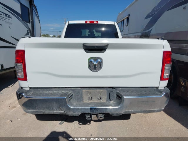 2022 Ram 3500 LCF, VIN: 3C63RRHL1NG120292