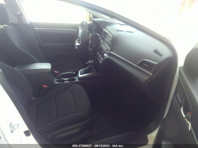 2020 HYUNDAI ELANTRA SEL VIN: 5NPD84LF6LH576619