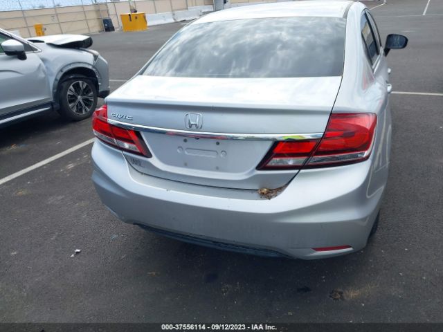 19XFB2F52FE061207 Honda Civic Sedan Lx