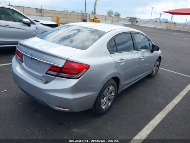 19XFB2F52FE061207 Honda Civic Sedan Lx