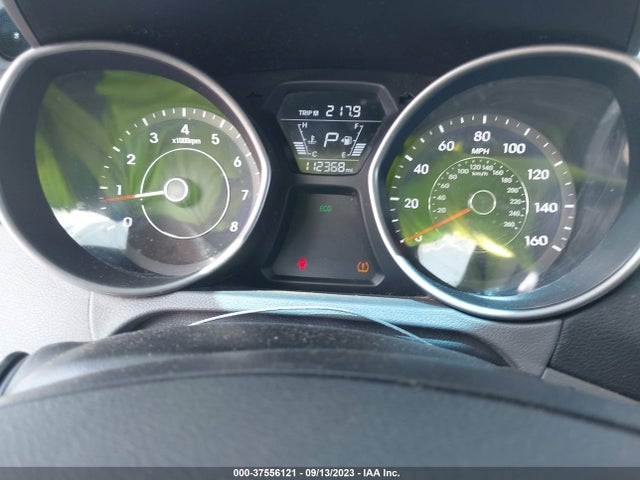2015 HYUNDAI ELANTRA SE VIN: 5NPDH4AE3FH557041