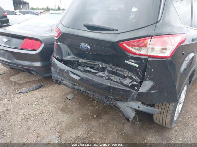 1FMCU0GX9GUA44291 Ford ESCAPE SE