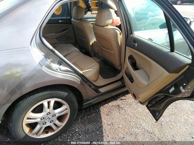 2007 HONDA ACCORD SDN EX-L VIN: 1HGCM56827A032689