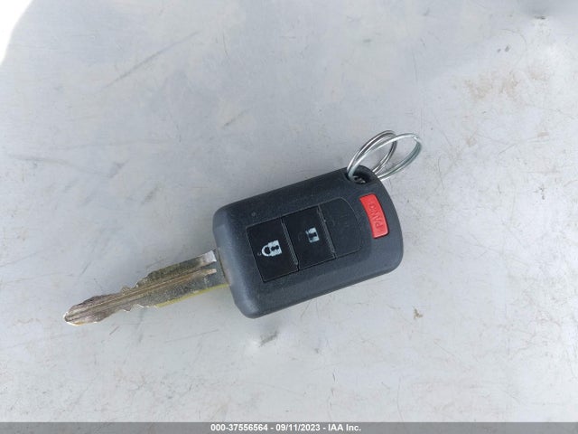 Mitsubishi MIRAGE ES 2018 ML32A3HJXJH000503 Image 11