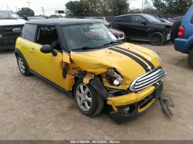2009 MINI COOPER WMWMF335X9TT69224 Photo 0