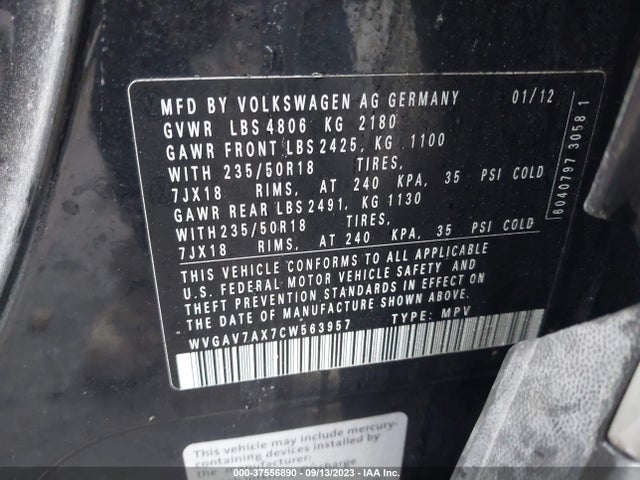2012 VOLKSWAGEN TIGUAN SE W/SUNROOF & NAV VIN: WVGAV7AX7CW563957