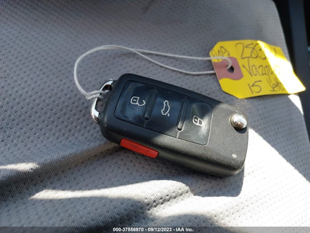 3VWD17AJ2FM311530 Volkswagen Jetta Sedan 1.8t Se