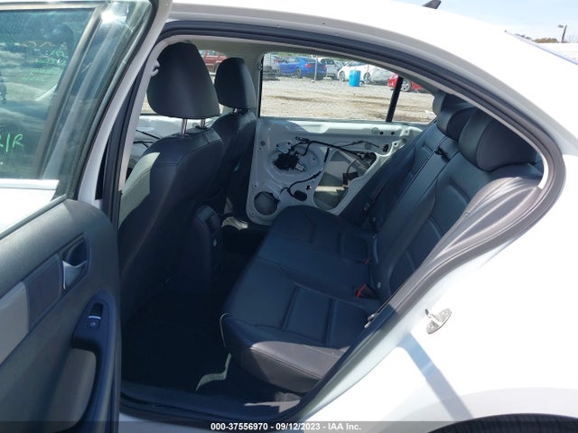 3VWD17AJ2FM311530 Volkswagen Jetta Sedan 1.8t Se