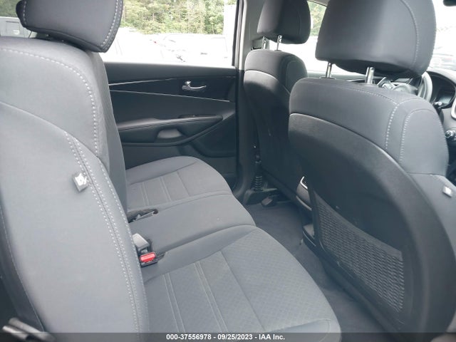 KIA Sorento 2.4l L 2017 5XYPG4A33HG263308 Image 8