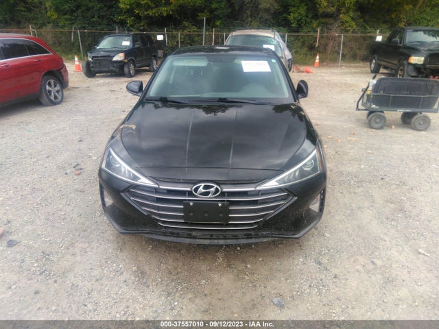 2019 HYUNDAI ELANTRA SE VIN: 5NPD74LF5KH485875
