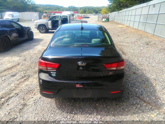 KIA RIO S 2018 3KPA24AB2JE070551 Image 8