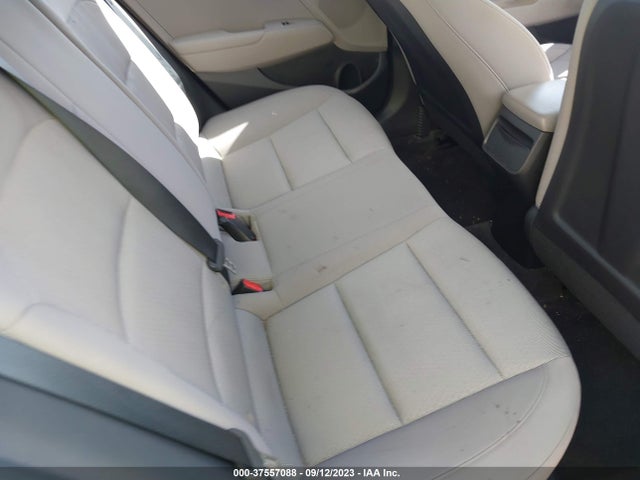 Hyundai ELANTRA SE 2017 KMHD74LF6HU433066 Image 8