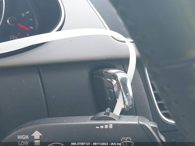 WAUFFAFL7EN008877 Audi A4 Premium Plus