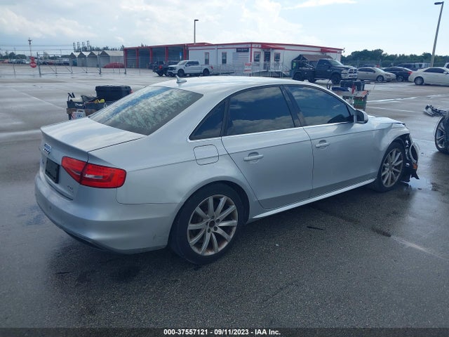 WAUFFAFL7EN008877 Audi A4 Premium Plus