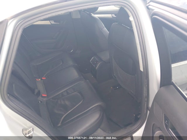 WAUFFAFL7EN008877 Audi A4 Premium Plus