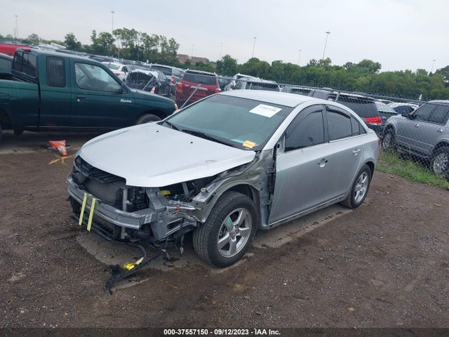 Chevrolet Cruze 1lt 2014 1G1PC5SB8E7296281 Image 2