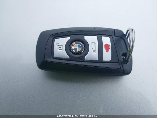 BMW 535i Xdrive 2016 WBA5B3C59GG256502 Image 11