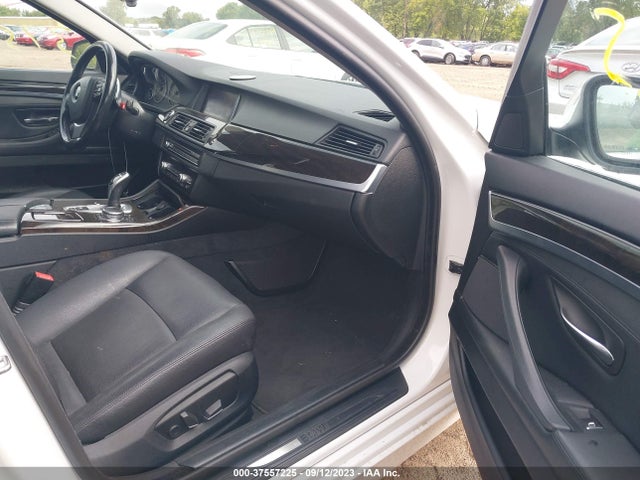 BMW 535i Xdrive 2016 WBA5B3C59GG256502 Image 5