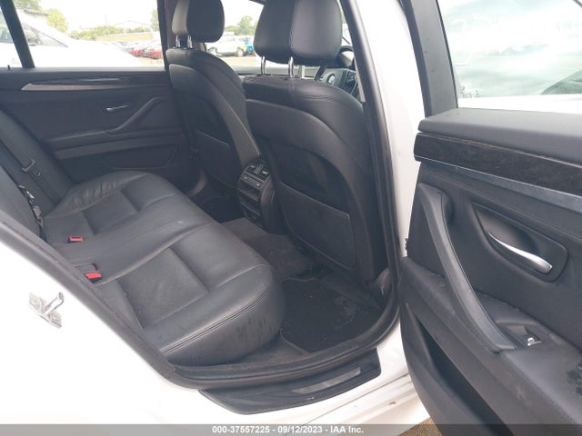 BMW 535i Xdrive 2016 WBA5B3C59GG256502 Image 8