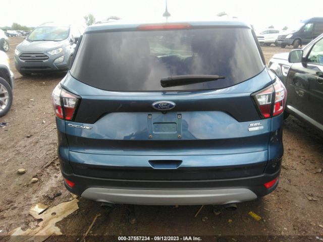 1FMCU9HD7JUA99127 Ford ESCAPE SEL