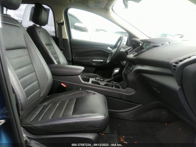 1FMCU9HD7JUA99127 Ford ESCAPE SEL