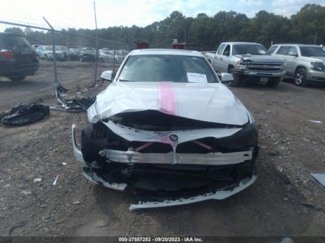 WBA8B9G39HNU57239 BMW 3 Series 330i