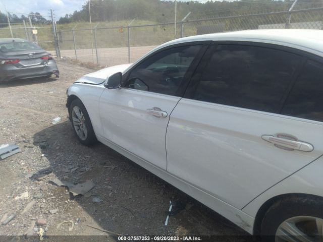 WBA8B9G39HNU57239 BMW 3 Series 330i
