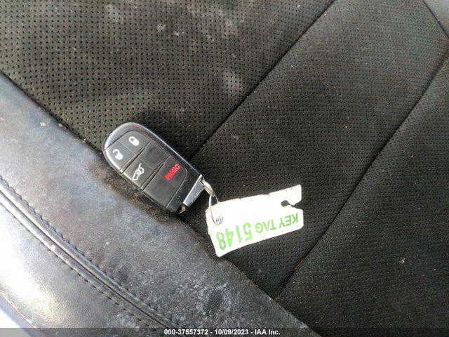1C4RJFAG0JC388303 Jeep Grand Cherokee Laredo E