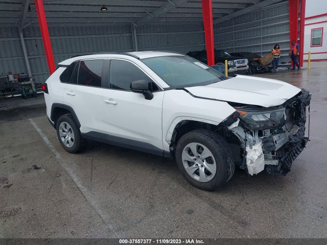 Toyota RAV4 LE 2019 2T3H1RFV2KW049643 Image 1