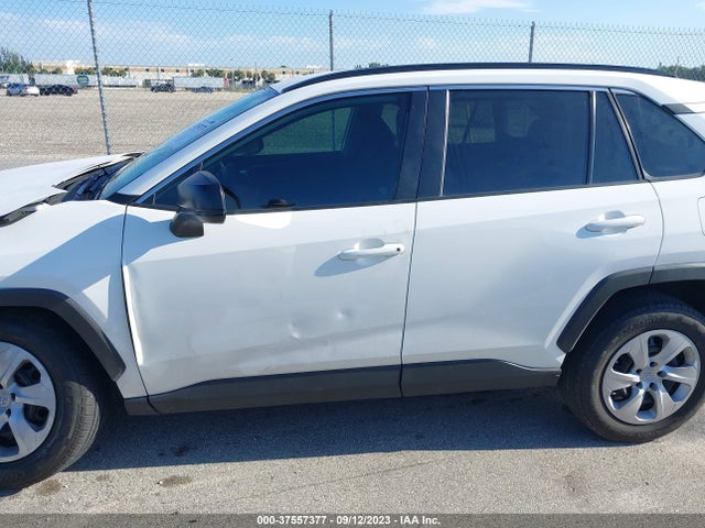 Toyota RAV4 LE 2019 2T3H1RFV2KW049643 Image 14