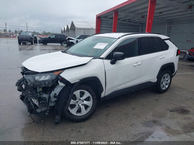 Toyota RAV4 LE 2019 2T3H1RFV2KW049643 Image 2