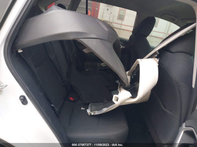 Toyota RAV4 LE 2019 2T3H1RFV2KW049643 Image 8
