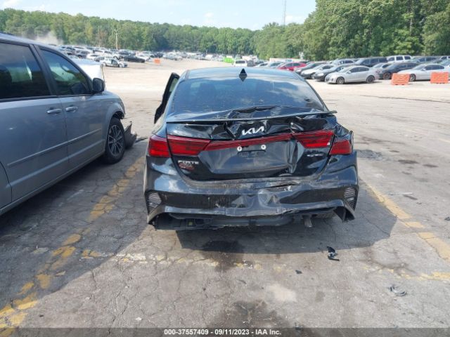 3KPF54AD4NE490817 KIA Forte Gt-line