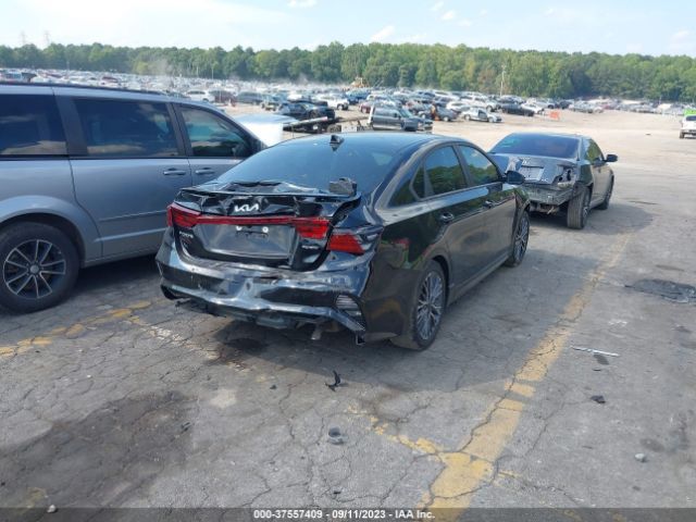 3KPF54AD4NE490817 KIA Forte Gt-line
