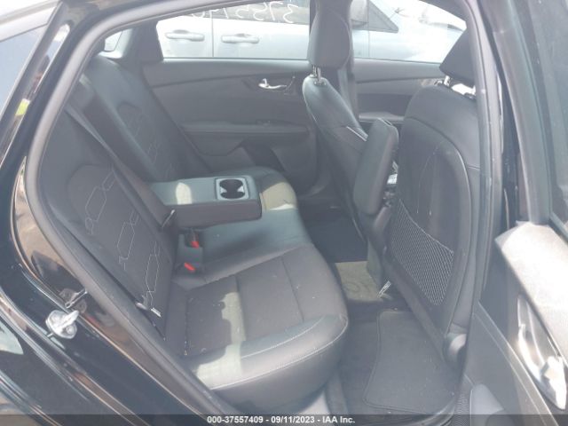3KPF54AD4NE490817 KIA Forte Gt-line