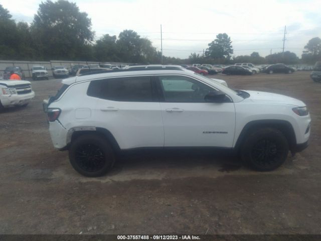3C4NJCBB5NT149260 Jeep Compass Latitude