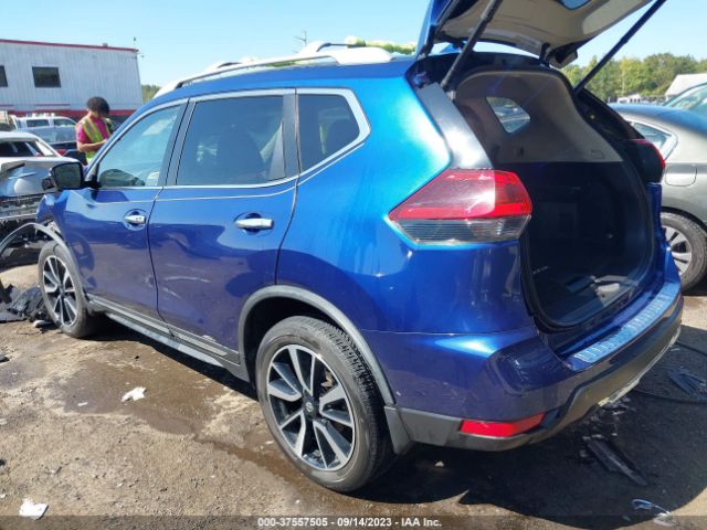 JN8AT2MV1JW350611 Nissan Rogue Sl