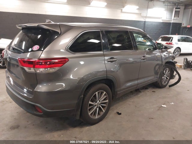 Toyota Highlander Xle/se 2017 5TDJZRFH9HS417153 Image 4
