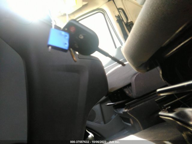 1FTYR3XM2HKA90691 Ford TRANSIT VAN