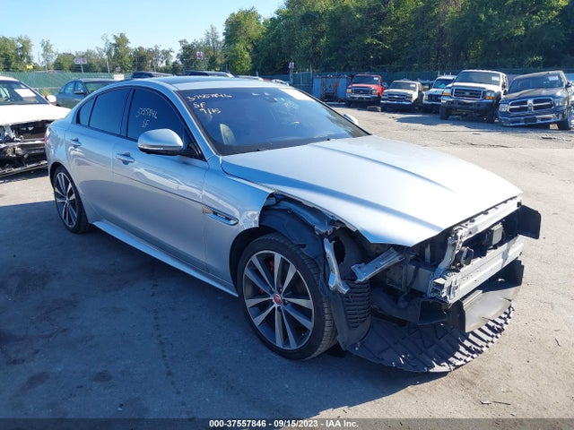 2017 JAGUAR XE SAJAL4BV4HA959971 Photo 0