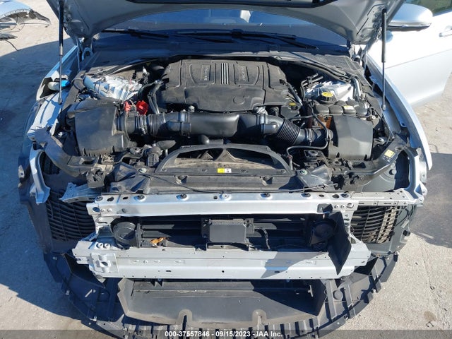 2017 JAGUAR XE SAJAL4BV4HA959971 Photo 9