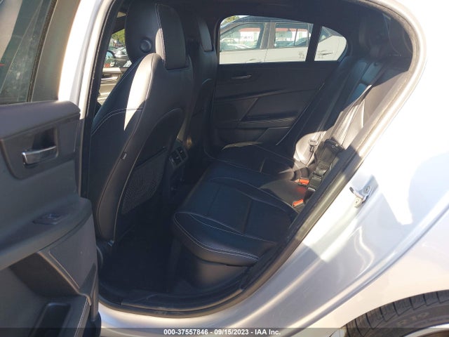 2017 JAGUAR XE SAJAL4BV4HA959971 Photo 7