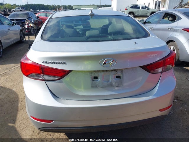 Hyundai ELANTRA SE 2016 5NPDH4AE0GH722528 Image 15