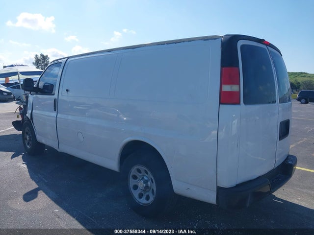 2011 CHEVROLET EXPRESS CARGO VAN VIN: 1GCSGAFXXB1136972