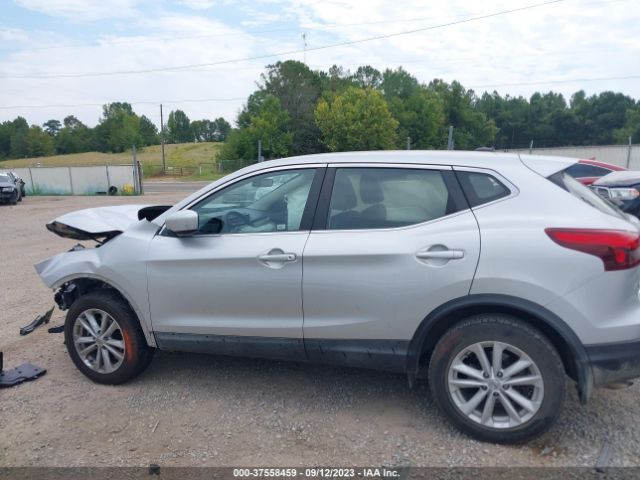 JN1BJ1CPXKW522724 Nissan Rogue Sport S