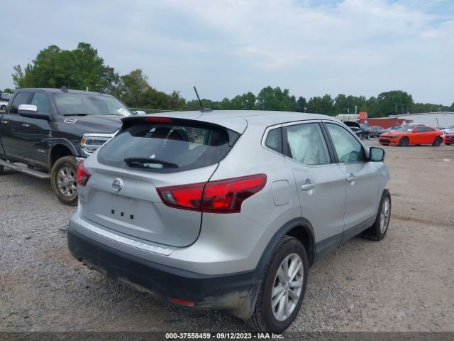 JN1BJ1CPXKW522724 Nissan Rogue Sport S