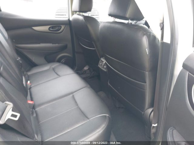 JN1BJ1CPXKW522724 Nissan Rogue Sport S