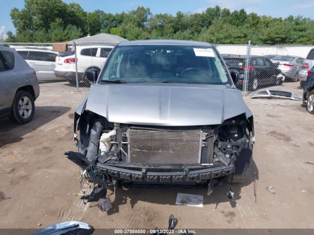 2C4RDGBG3GR366985 Dodge Grand Caravan Se