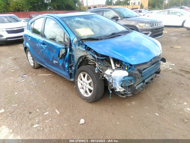 Toyota Prius C One/three/two/four 2014 JTDKDTB30E1071013 Image 7