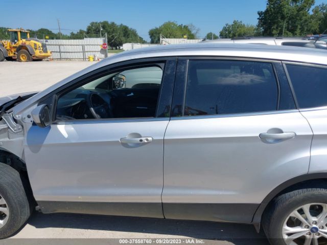 1FMCU0GD6KUA11666 Ford ESCAPE SE